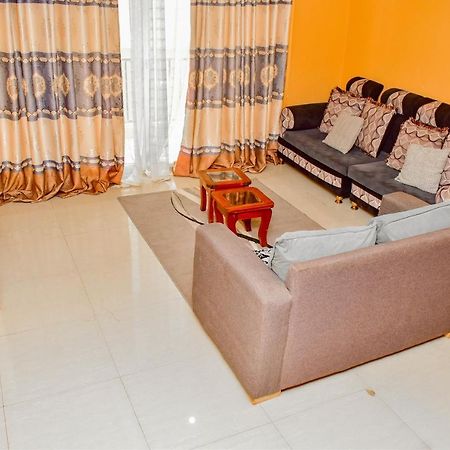 Apex Furnished Apartments ナイロビ エクステリア 写真