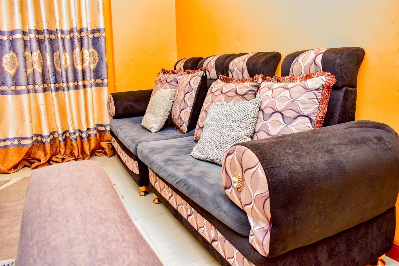 Apex Furnished Apartments ナイロビ エクステリア 写真